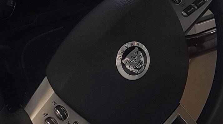 Ремонт пластика на руле Jaguar